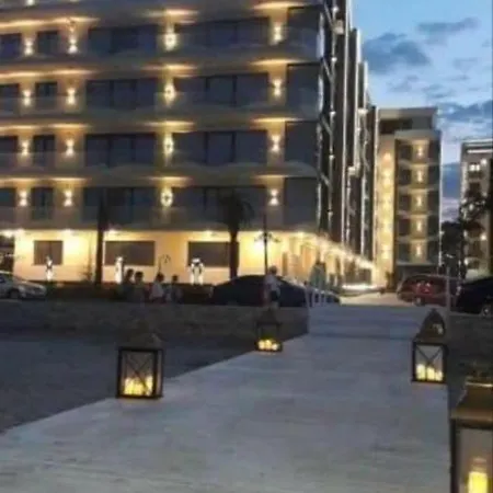 Elena Appartamento Năvodari